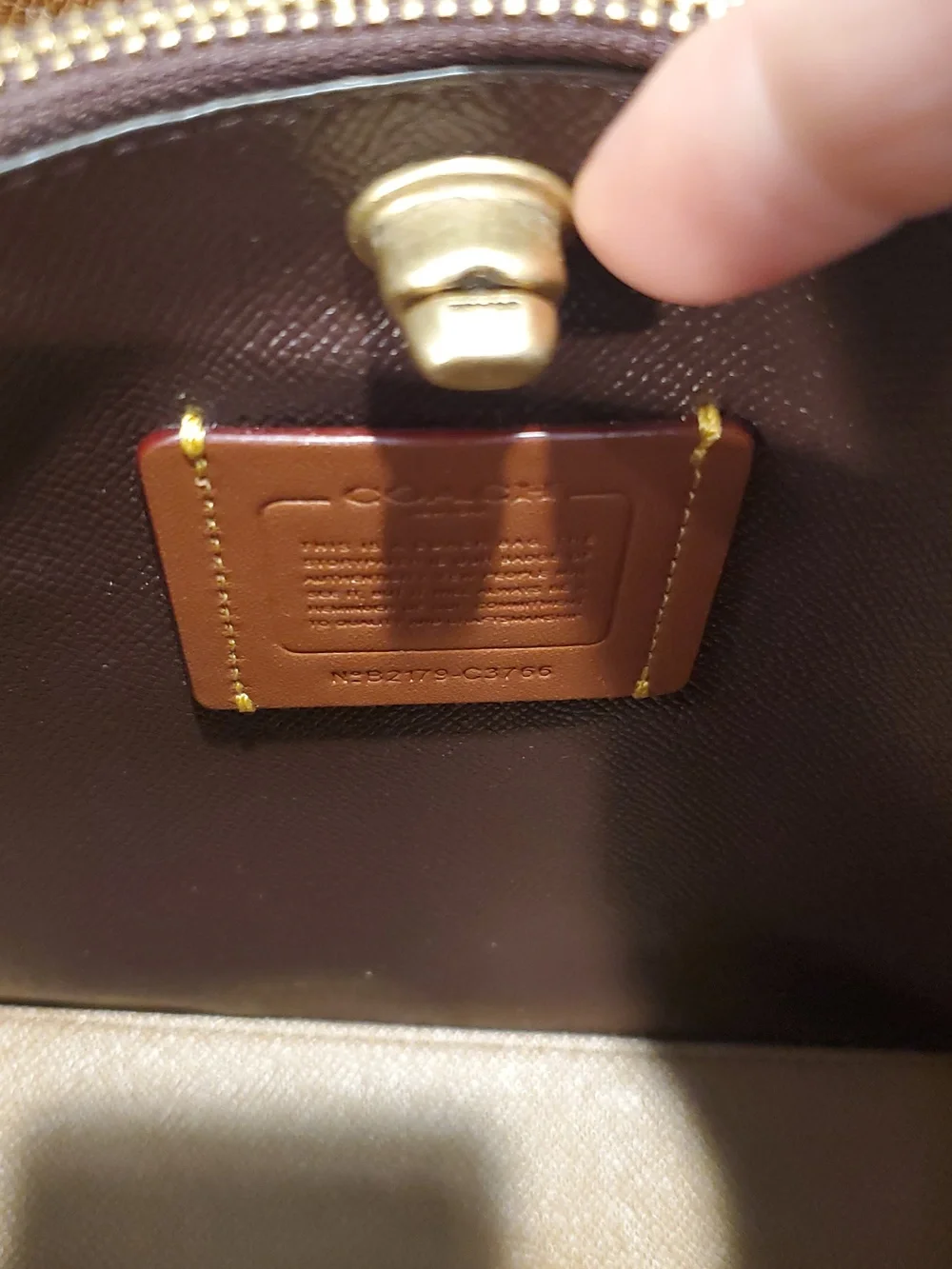 Coach Willow Bucket Bag - Picture 13 of 15